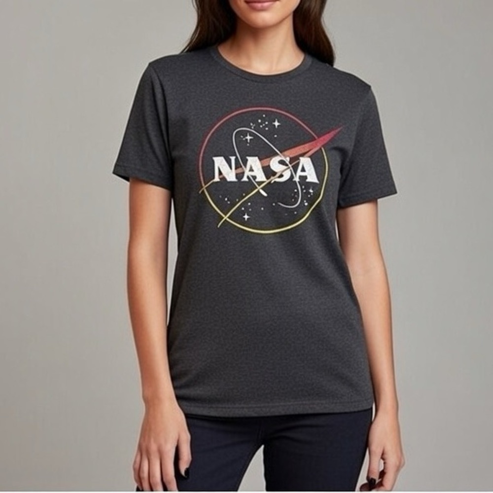 Fifth Sun NASA Charcoal Graphic Tee Size Large